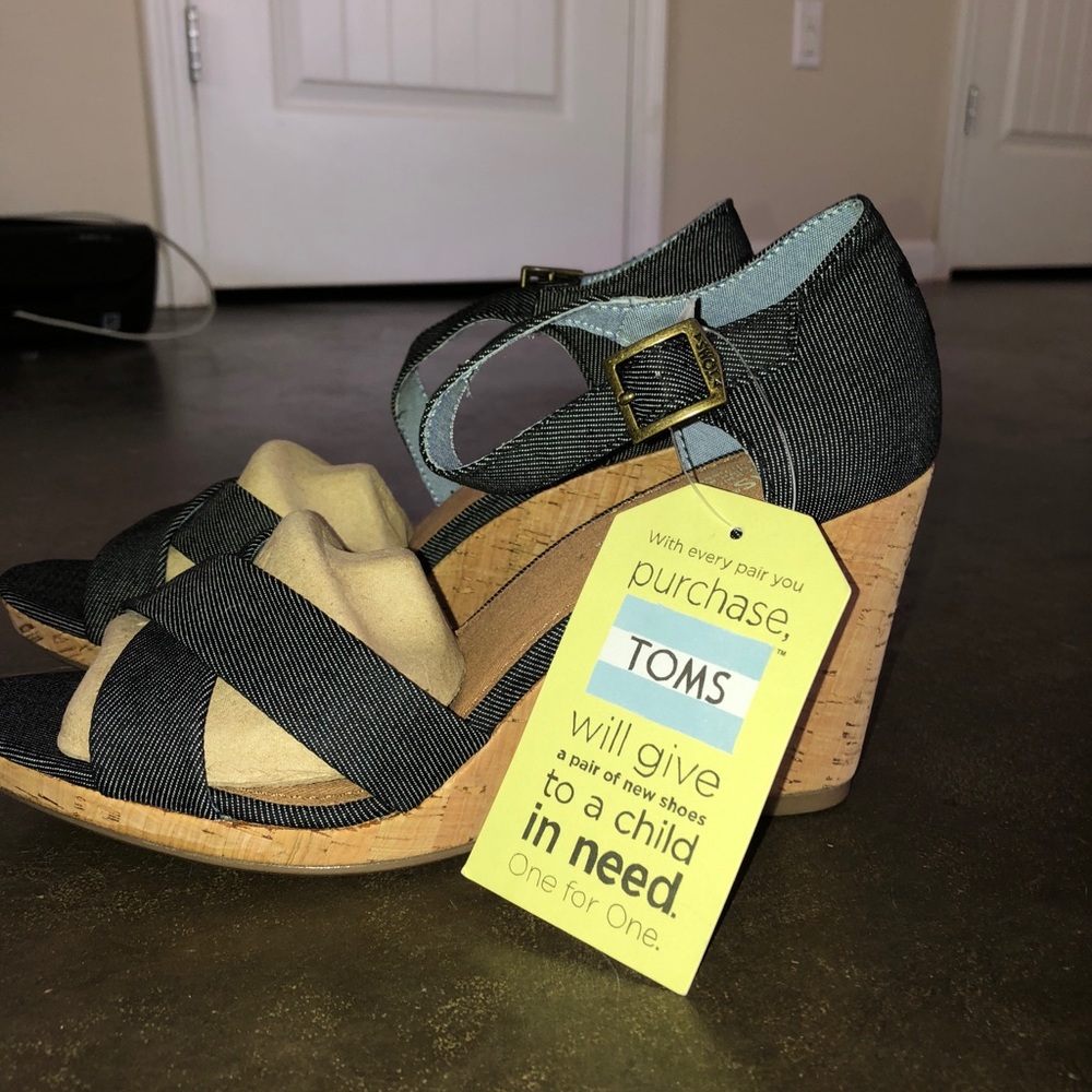 Toms Sienna Black Denim wedges
